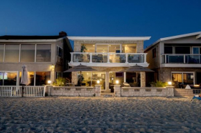 Oceanfront 3BR Home with Pool Table & Patio